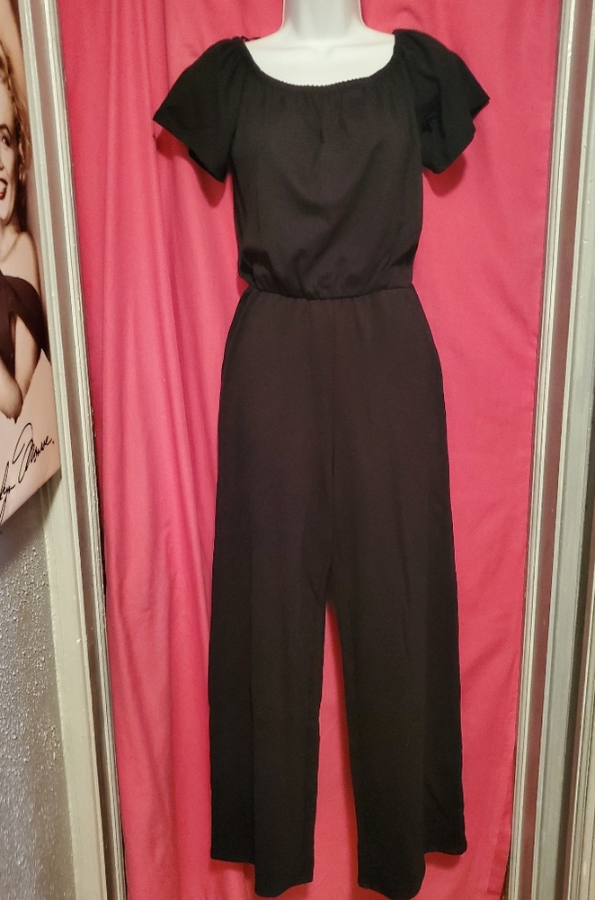 #992 NEW WITH TAGS Gibson jumpsuit